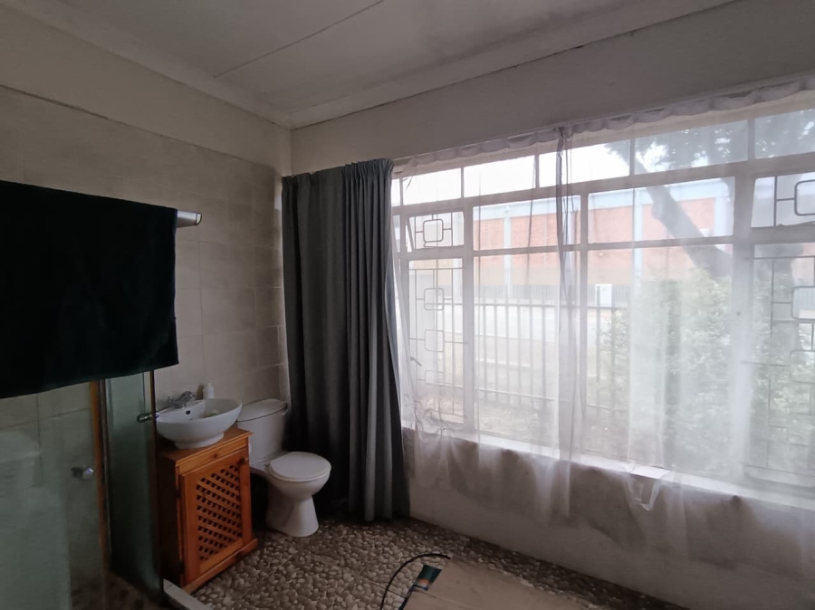 To Let commercial Property for Rent in Newton Park Eastern Cape